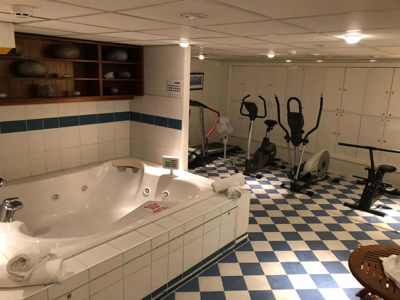 Fairtours Hotelschiff Dutch Melody Düsseldorf Botel